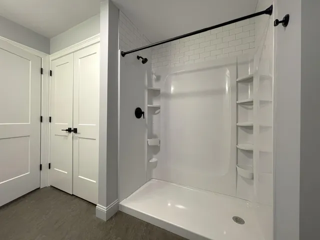 $2,250 | 25 Lowell Street, Unit 104, Manchester, NH 03101