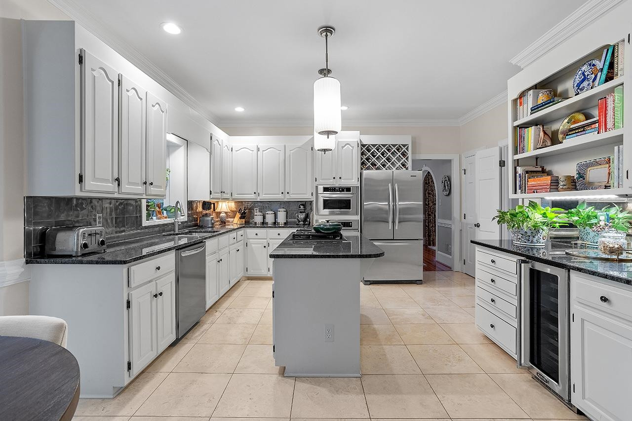 717 Presnell Court Raleigh, NC 27615 - Photo 10 of 36 Kitchen