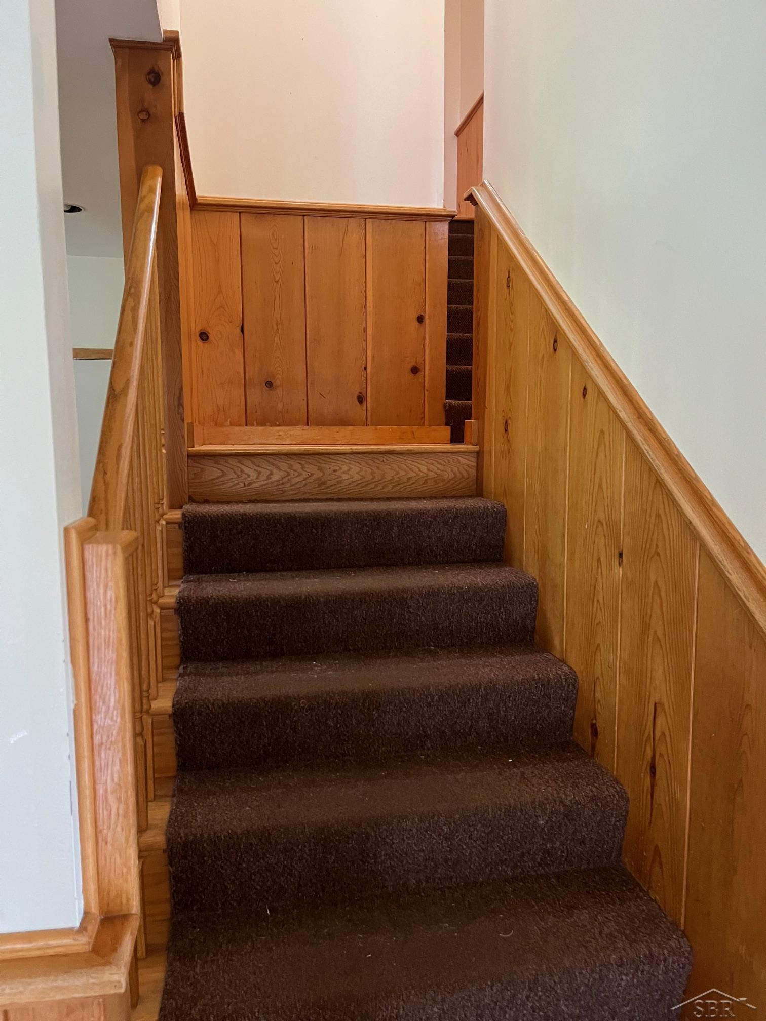 3662 Hackett Road Saginaw, MI 48603 - Photo 38 of 61 Stairs to upper BR's