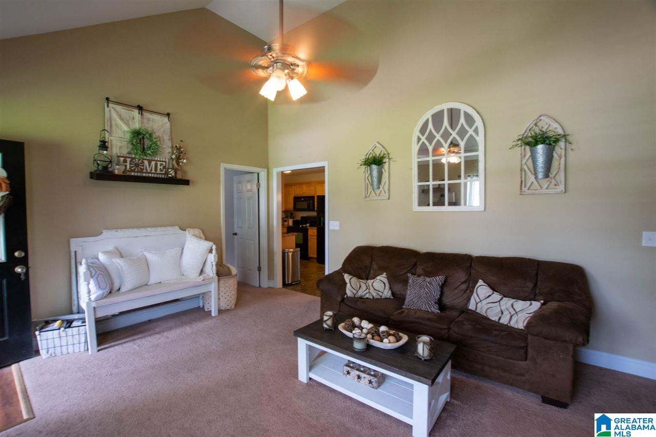 654 Deans Ferry Road Hayden, AL 35079 - Photo 7 of 28