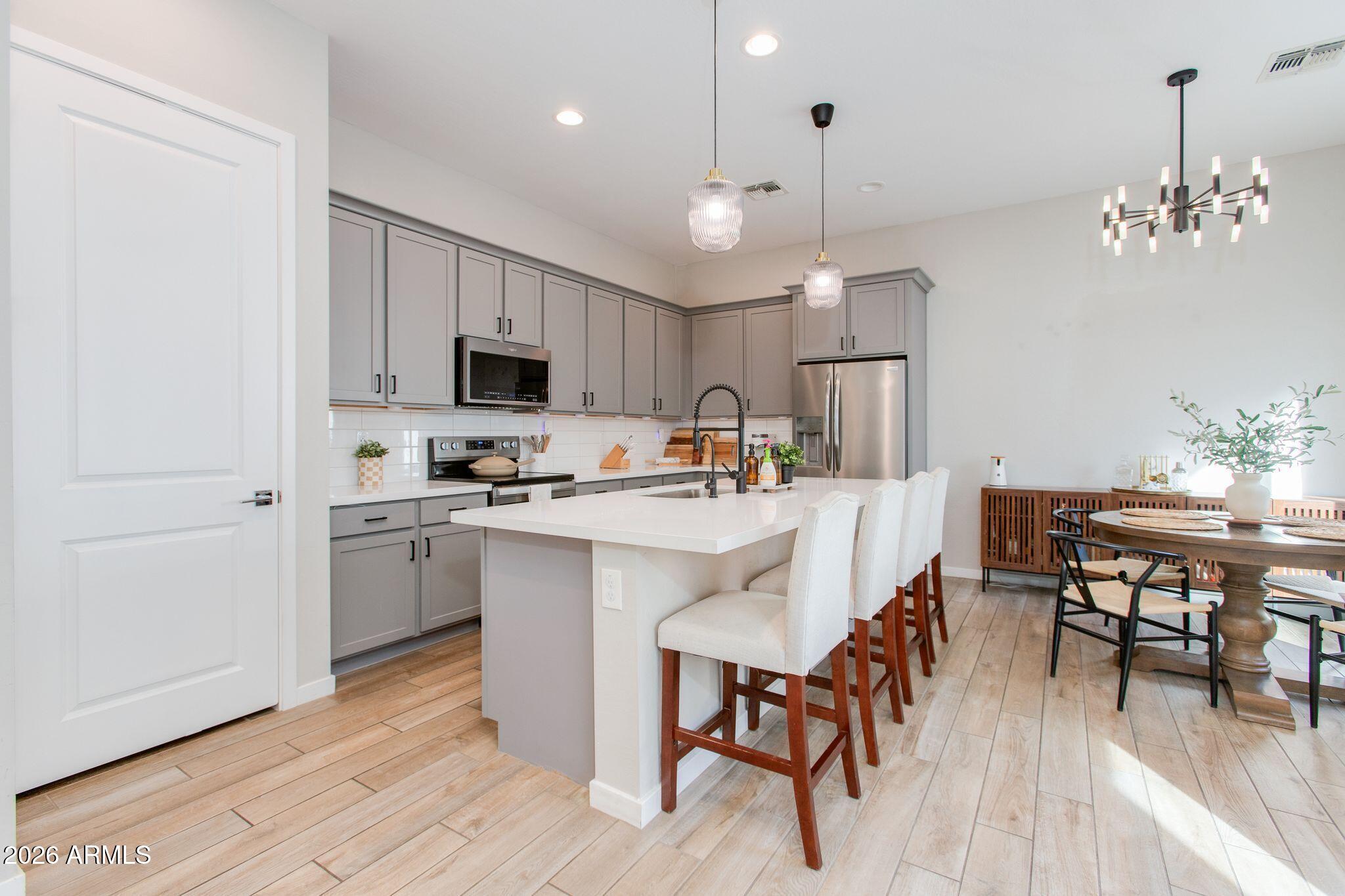 901 South Smith Road, Unit 1063 Tempe, AZ 85281 - Photo 10 of 30 12-Smith