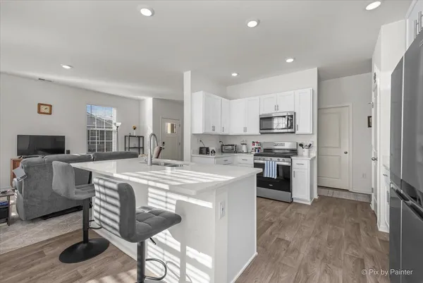 $274,500 | 6302 Maple Glen Drive, Unit 3081, Wonder Lake, IL 60097