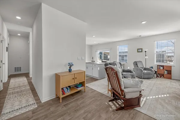 $274,500 | 6302 Maple Glen Drive, Unit 3081, Wonder Lake, IL 60097