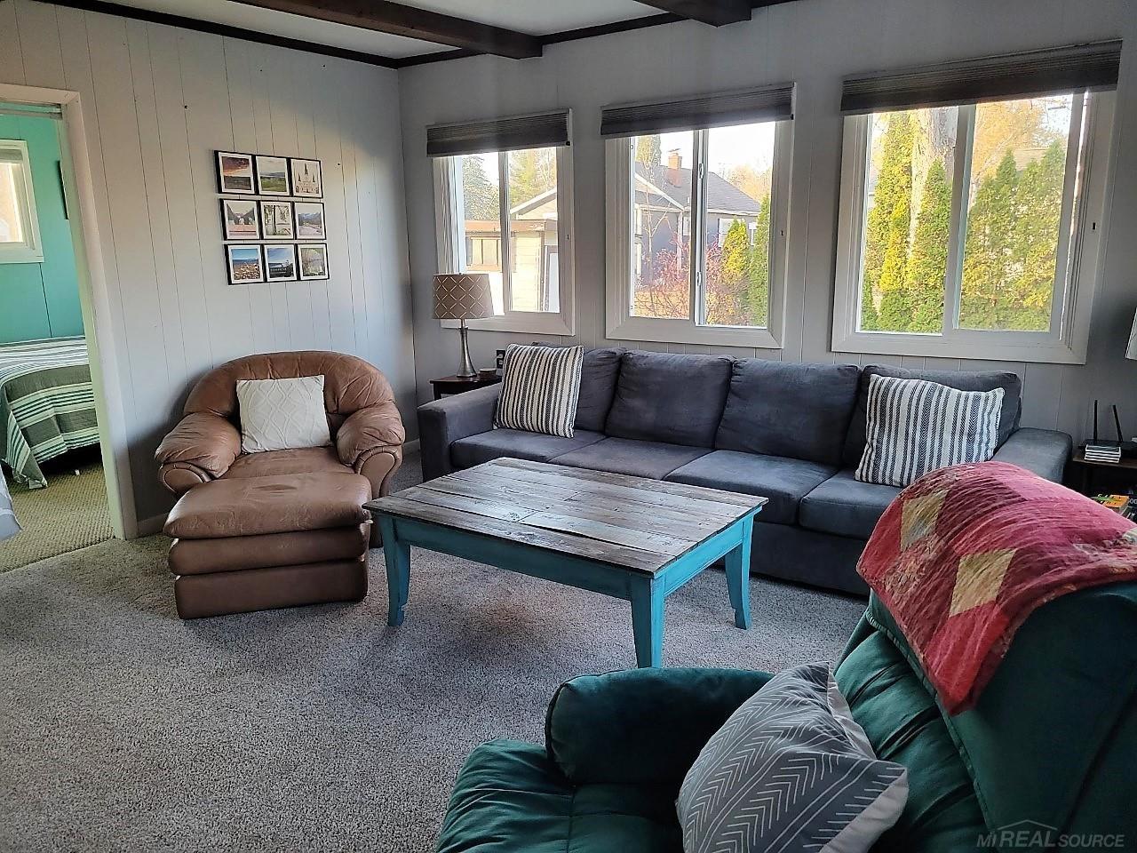 7477 Maplewood Road Lexington, MI 48450 - Photo 10 of 28 50096040-9.JPG