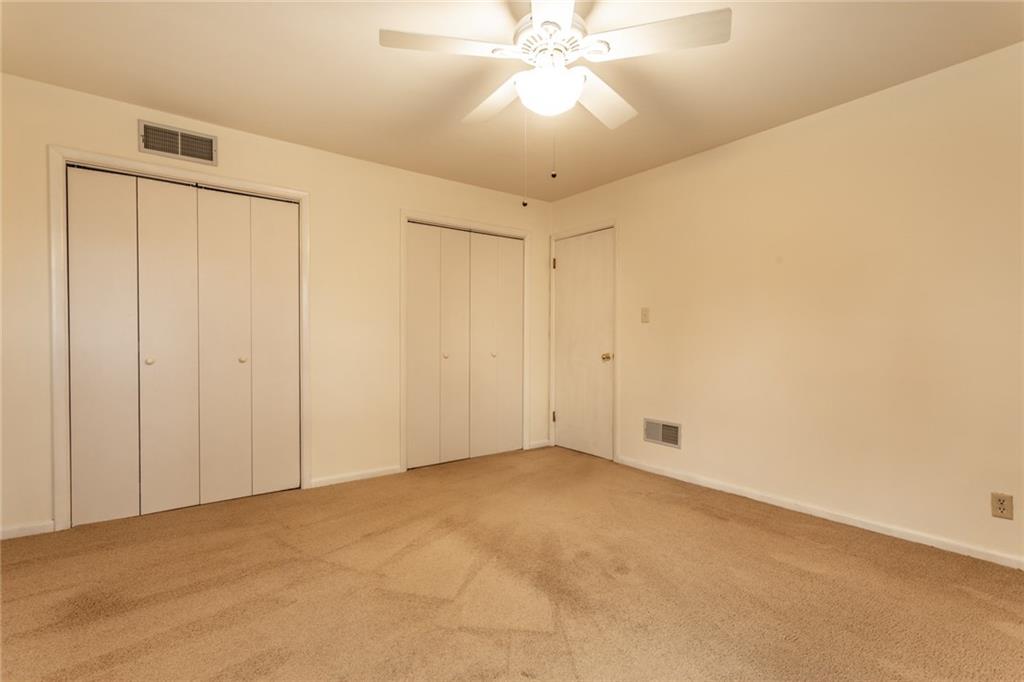 6932 Spring Mill Road Indianapolis, IN 46260 - Photo 27 of 42 Gallery Image 27