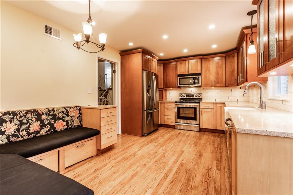 6932 Spring Mill Road Indianapolis, IN 46260 - Photo 4 of 42 Gallery Image 4