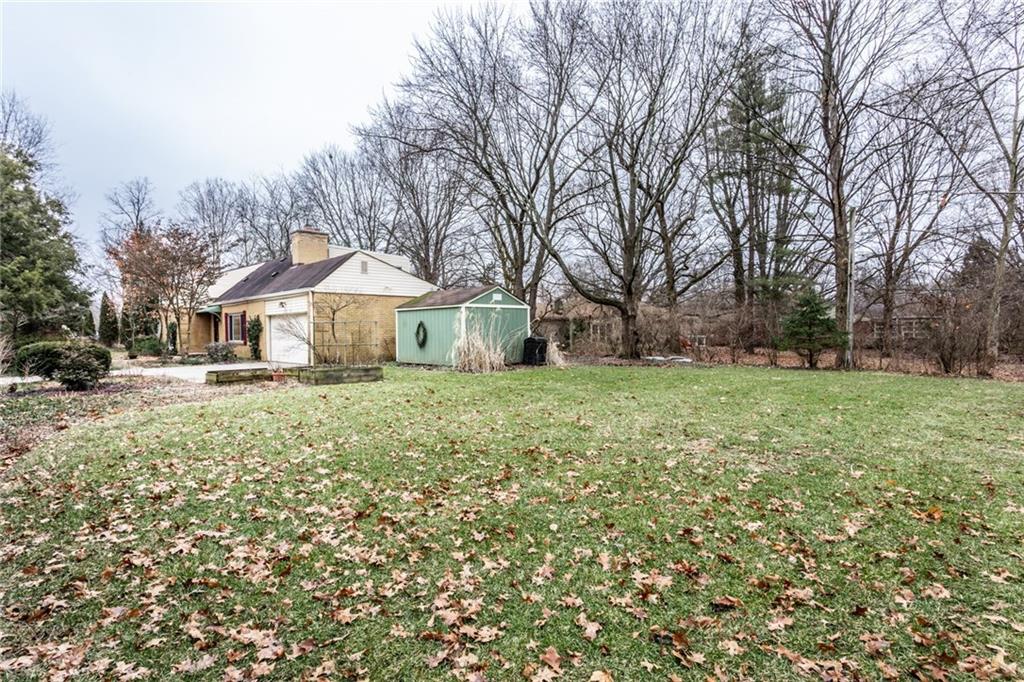 6932 Spring Mill Road Indianapolis, IN 46260 - Photo 41 of 42 Gallery Image 41