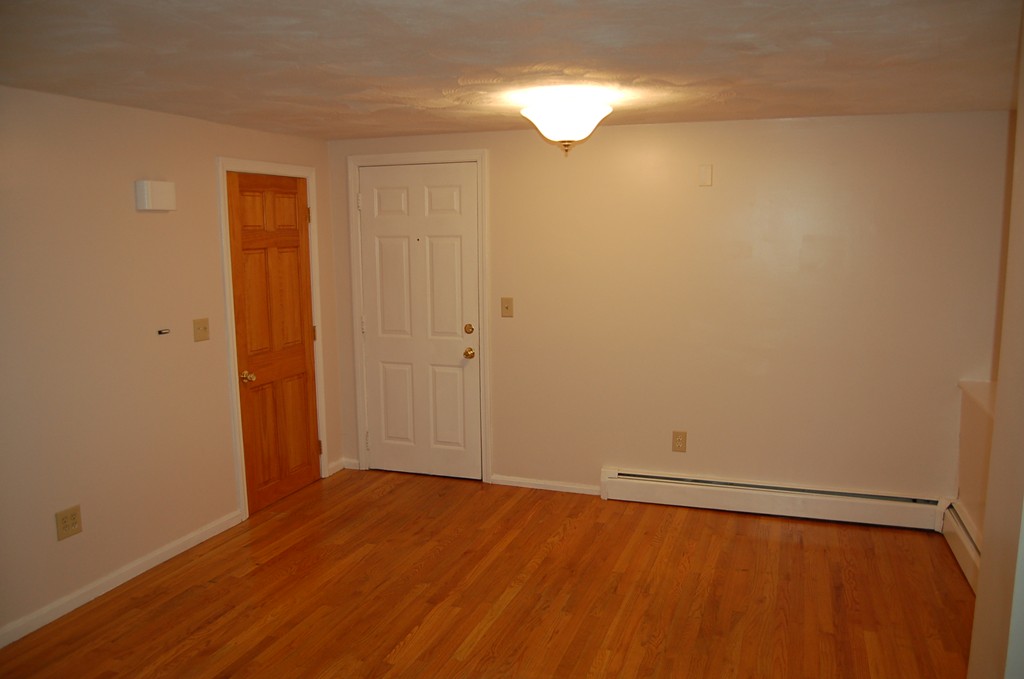 123 Cambridge Road, Unit 2 Woburn, MA 01801 - Photo 4 of 9 Gallery Image 4