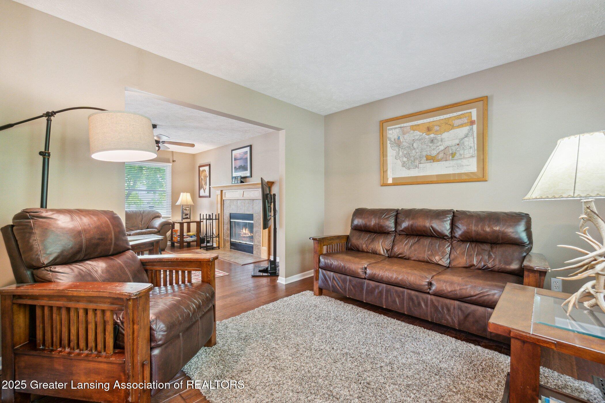 3883 Sandhill Road Lansing, MI 48911 - Photo 10 of 70 3883-Sandhill-Rd-Lansing-MI-48911-Window