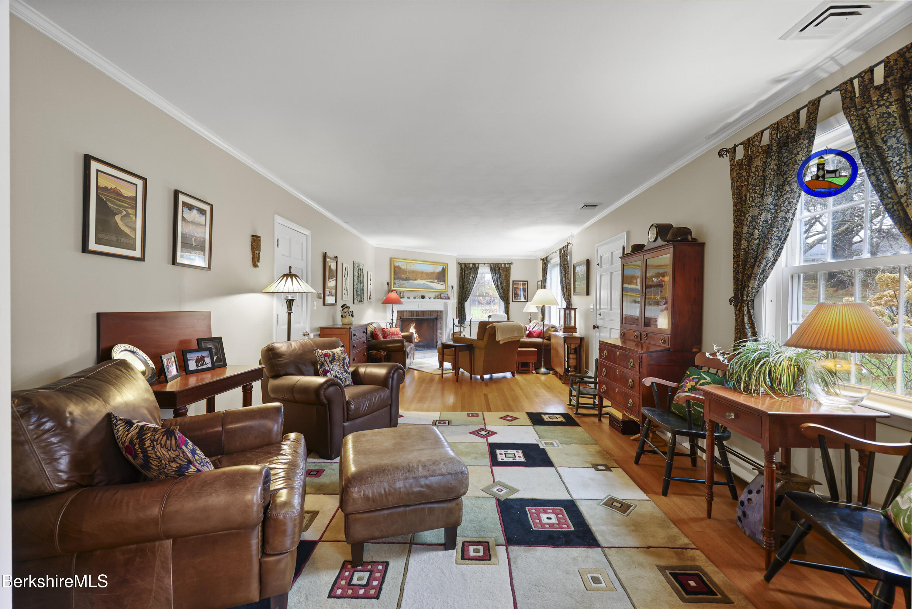 177 Thornliebank Road Williamstown, MA 01267 - Photo 14 of 69 70 Living Room
