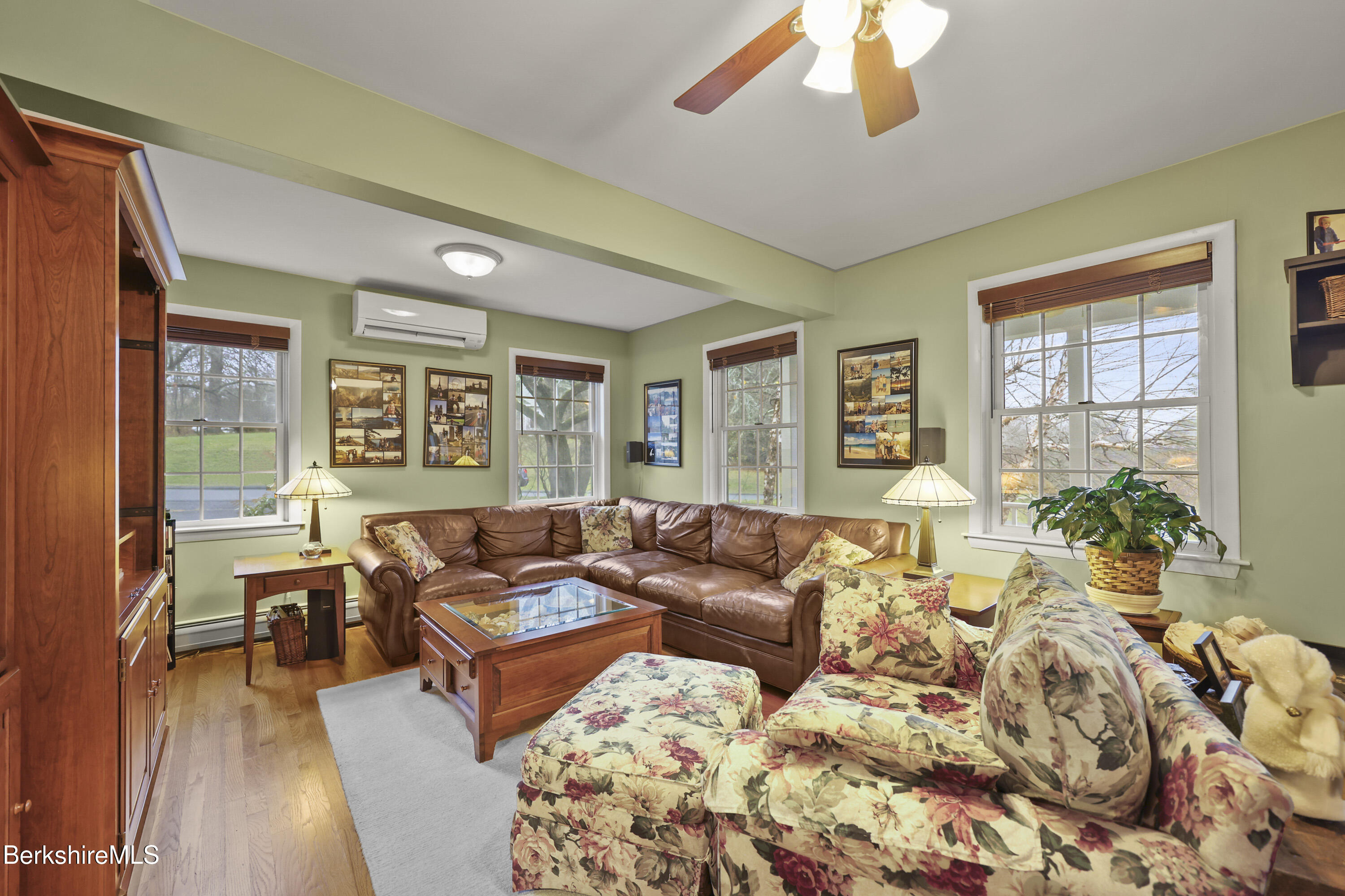 177 Thornliebank Road Williamstown, MA 01267 - Photo 30 of 69 145 Family Room