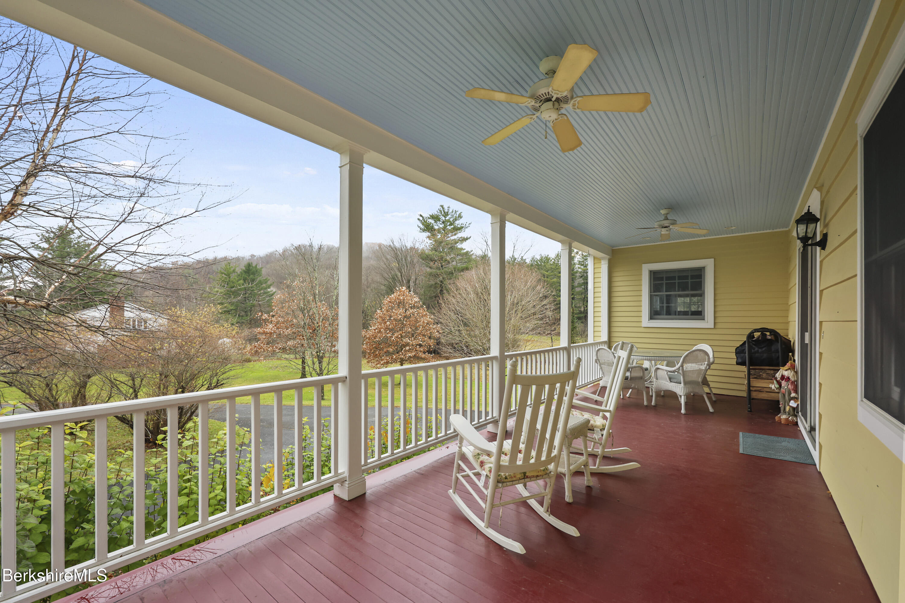 177 Thornliebank Road Williamstown, MA 01267 - Photo 4 of 69 20 Front Porch
