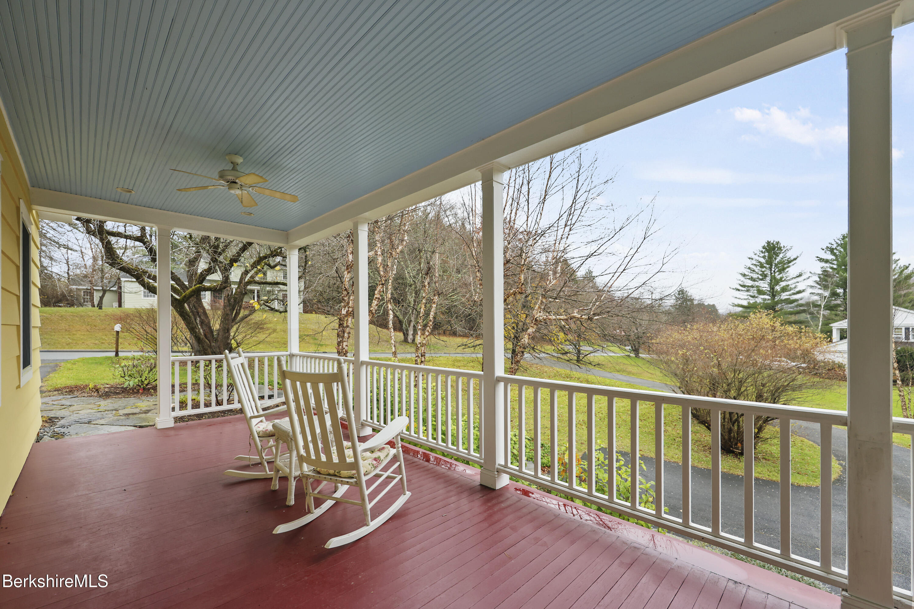 177 Thornliebank Road Williamstown, MA 01267 - Photo 5 of 69 25 Front Porch