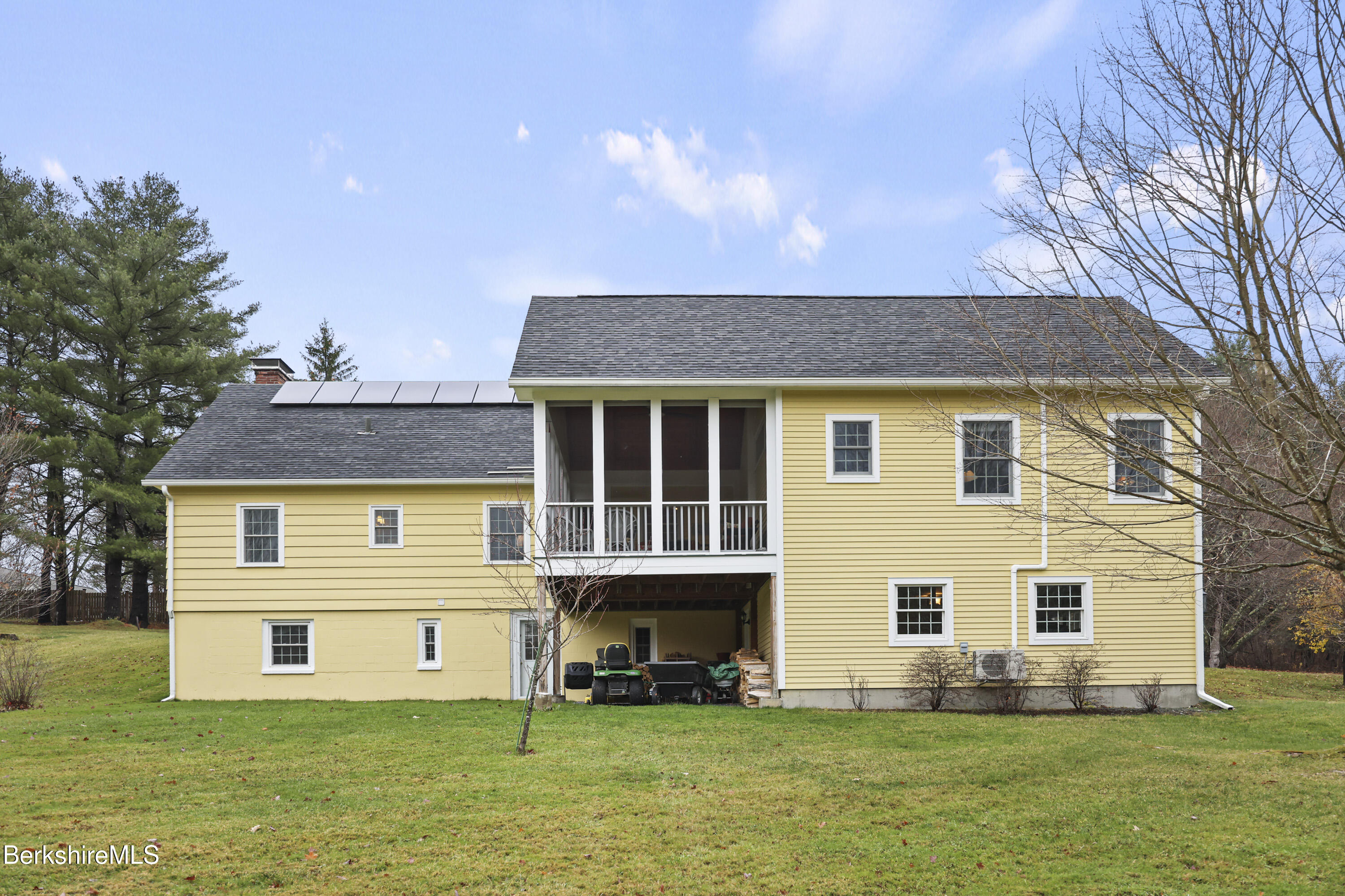 177 Thornliebank Road Williamstown, MA 01267 - Photo 62 of 69 305 Exterior Back