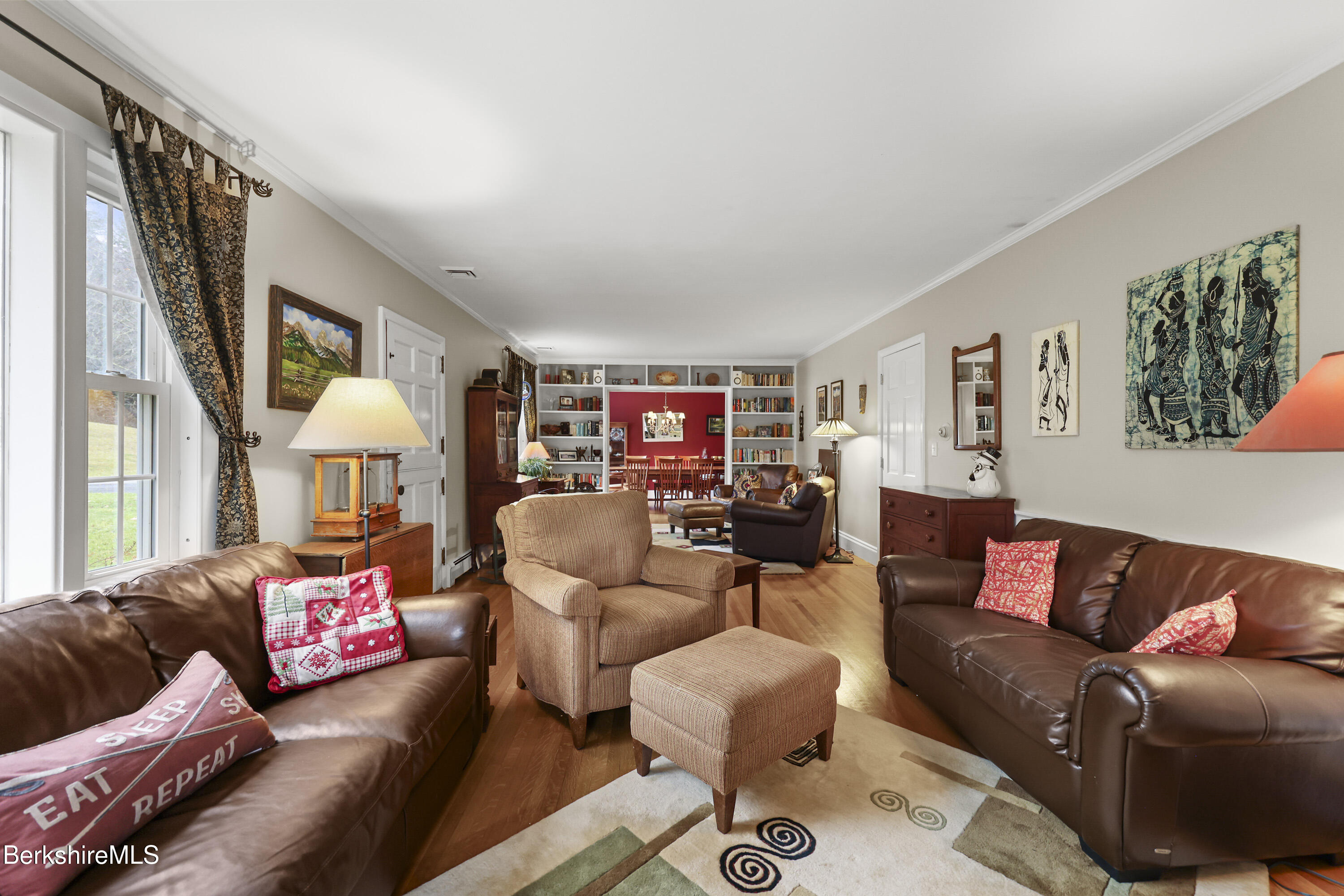 177 Thornliebank Road Williamstown, MA 01267 - Photo 8 of 69 40 Living Room
