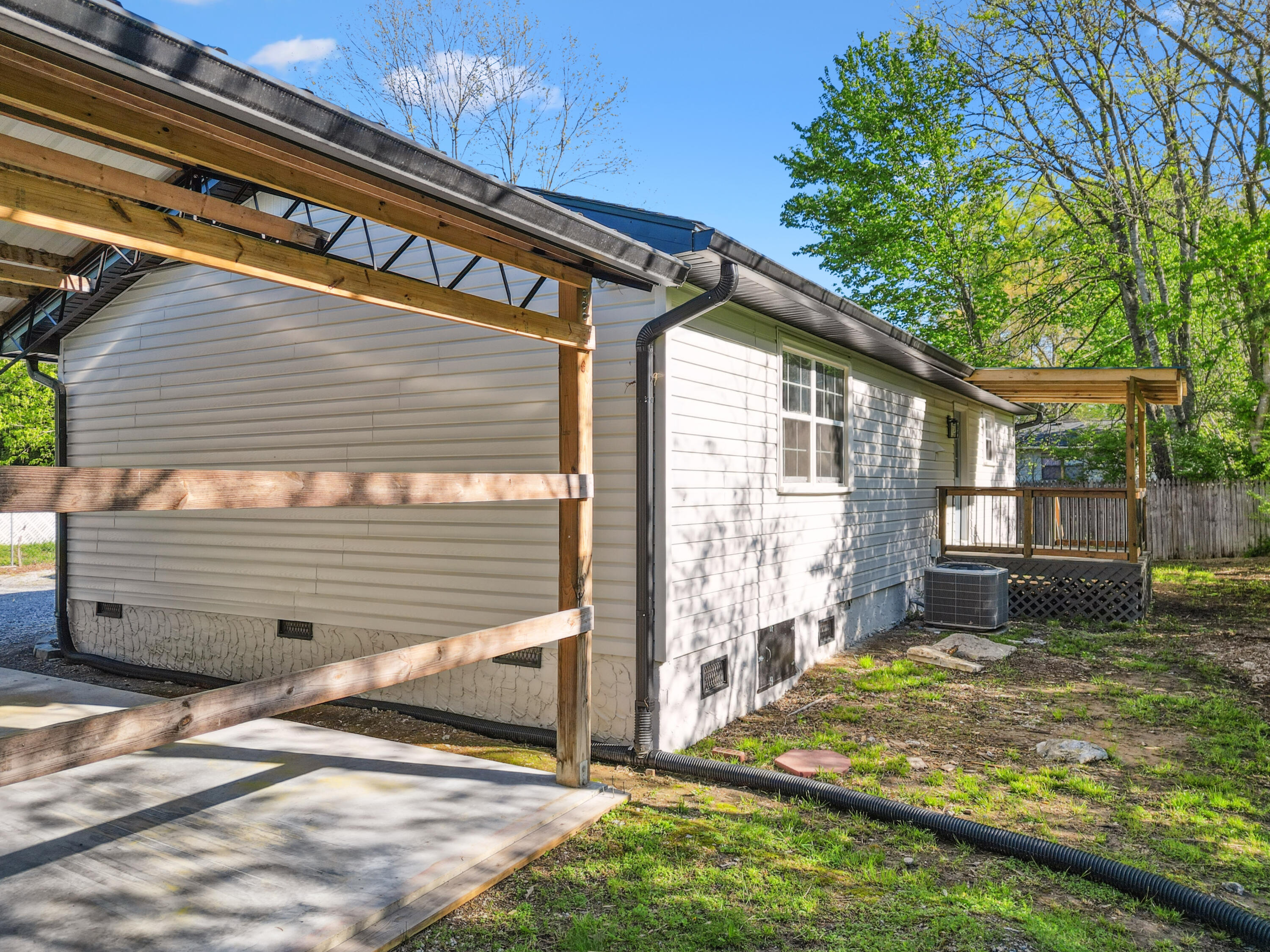 5604 Clemons Road Chattanooga, TN 37412 - Photo 20 of 35 20-Back of House 1