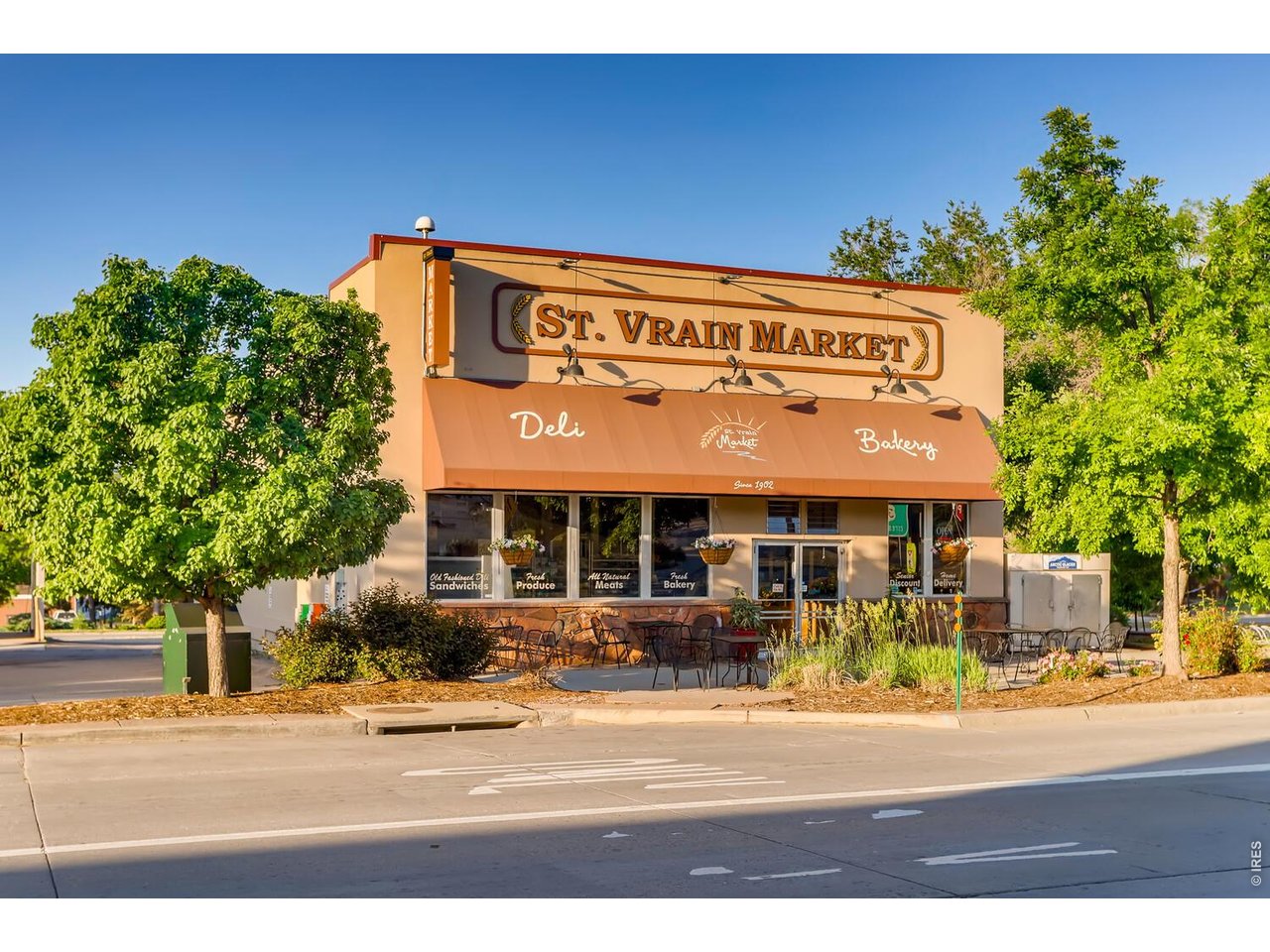 245 High Street Lyons, CO 80540 - Photo 38 of 49 Our awesome local St Vrain Market
