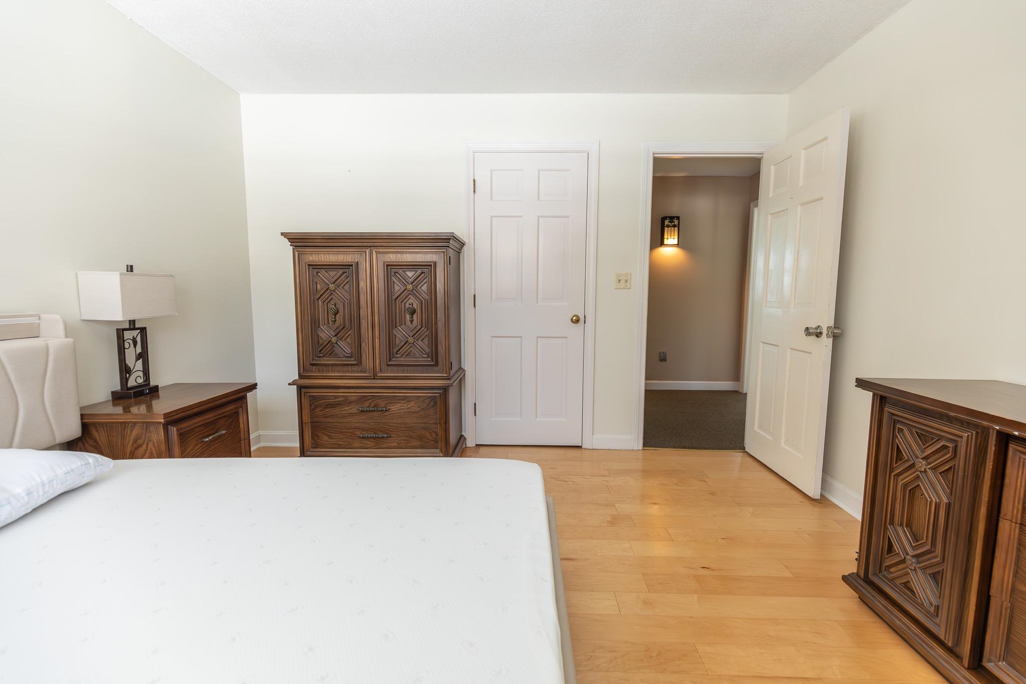 89 Butler Avenue Hinsdale, NH 03451 - Photo 29 of 46