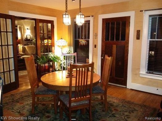 93 Cherokee Road Pontiac, MI 48341 - Photo 20 of 31 cherokee dining.jpg