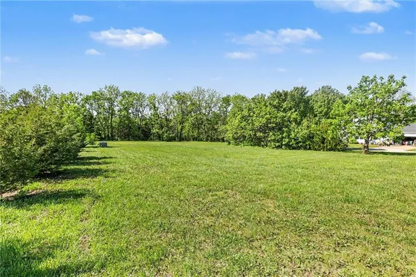 $625,000 | 30640 West 215th Street, Spring Hill, KS 66083
