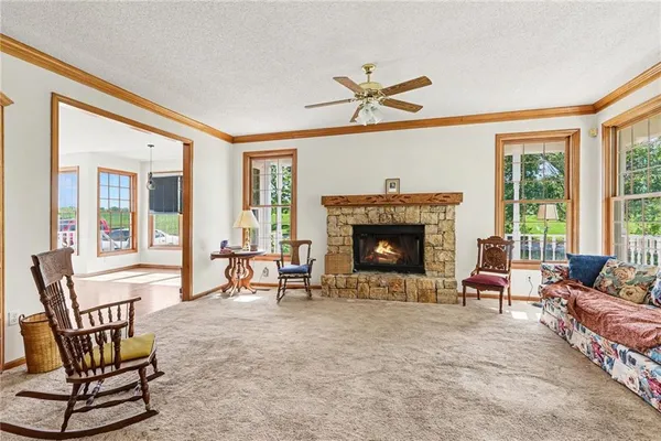 $625,000 | 30640 West 215th Street, Spring Hill, KS 66083