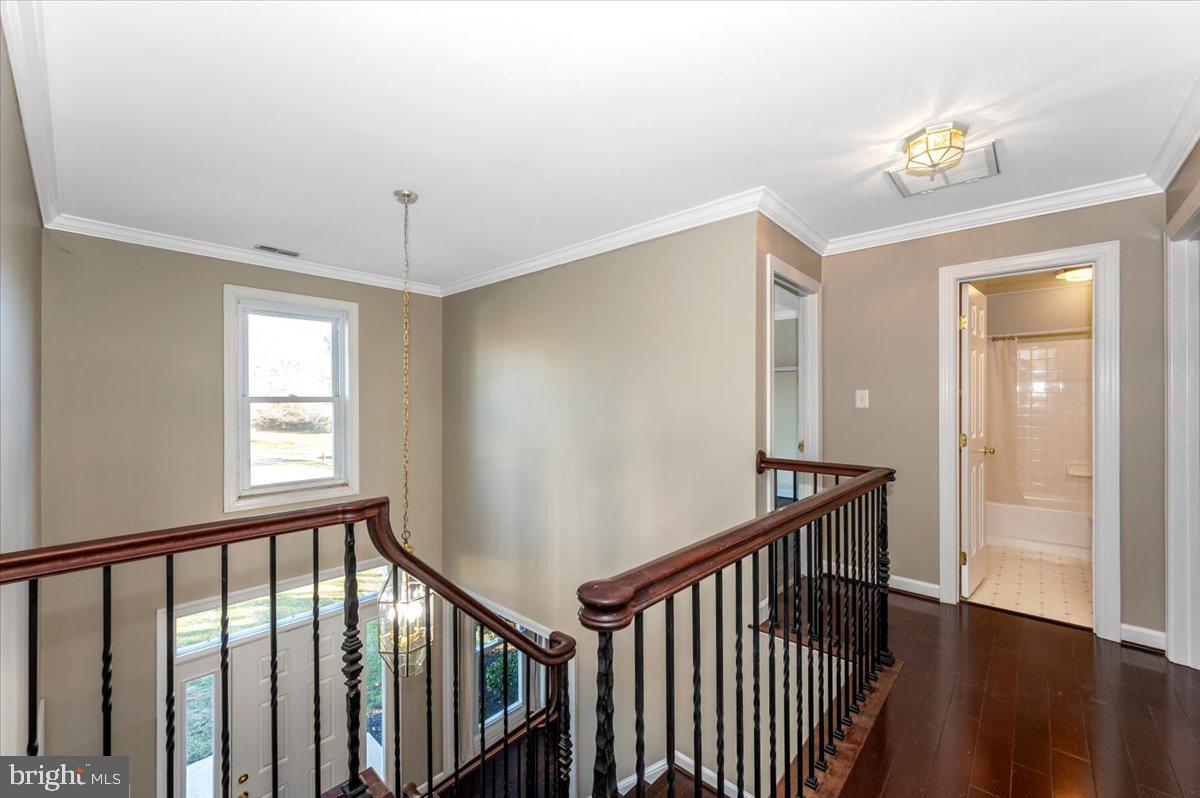 17914 Hickman Street Poolesville, MD 20837 - Photo 32 of 91