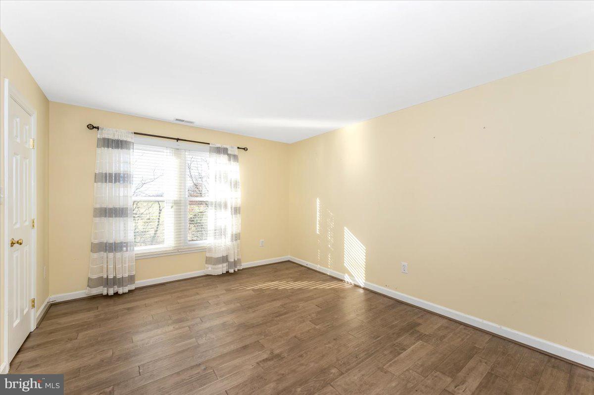 17914 Hickman Street Poolesville, MD 20837 - Photo 44 of 91 Bedroom #2