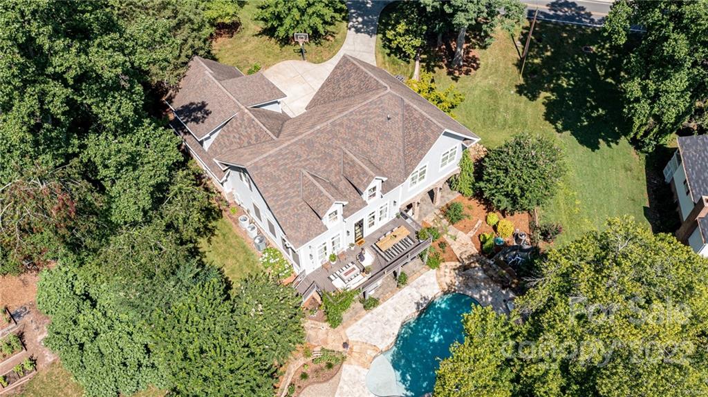 2826 Lake Shore Road South Denver, NC 28037 - Photo 47 of 48 an aerial view of a house with a yard and garden