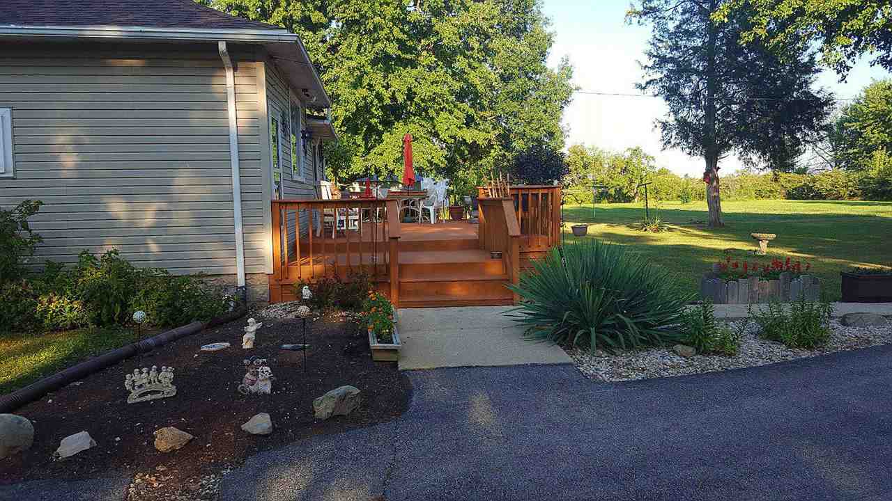 3901 East Wilson Road Muncie, IN 47303 - Photo 3 of 24