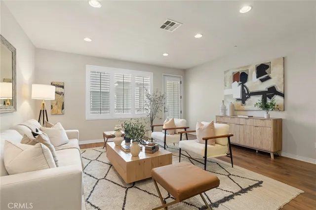 $1,098,000 | 12913 Mission Avenue, Unit 108, Hawthorne, CA 90250