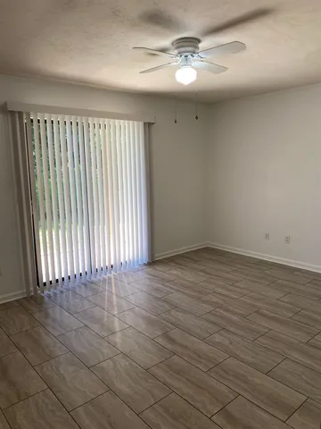 $1,000 | 1474 Willow Bend Way, Unit B, Tallahassee, FL 32301