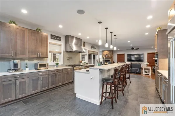 $2,197,000 | 235 Longview Road, Far Hills, NJ 07931