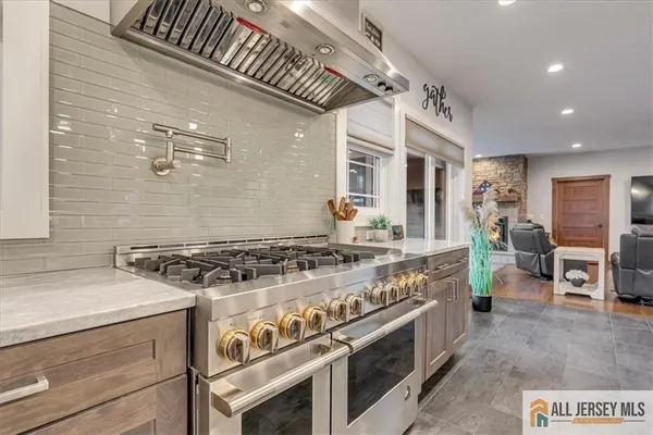 $2,197,000 | 235 Longview Road, Far Hills, NJ 07931