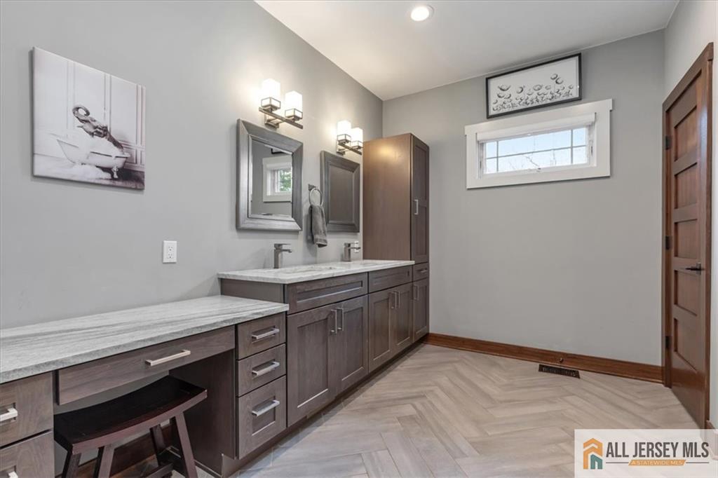 235 Longview Road Far Hills, NJ 07931 - Photo 37 of 62