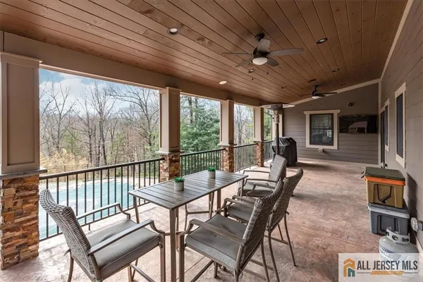 $2,197,000 | 235 Longview Road, Far Hills, NJ 07931