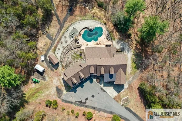 $2,197,000 | 235 Longview Road, Far Hills, NJ 07931