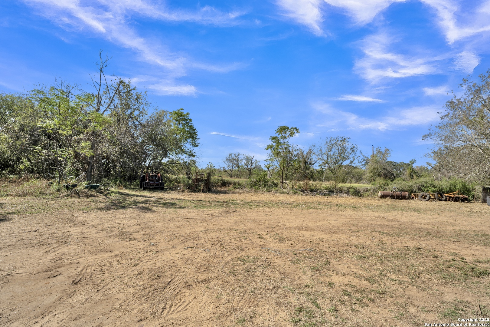 470 Rutledge Road Poteet, TX 78065 - Photo 31 of 40 a view of an outdoor space with beach