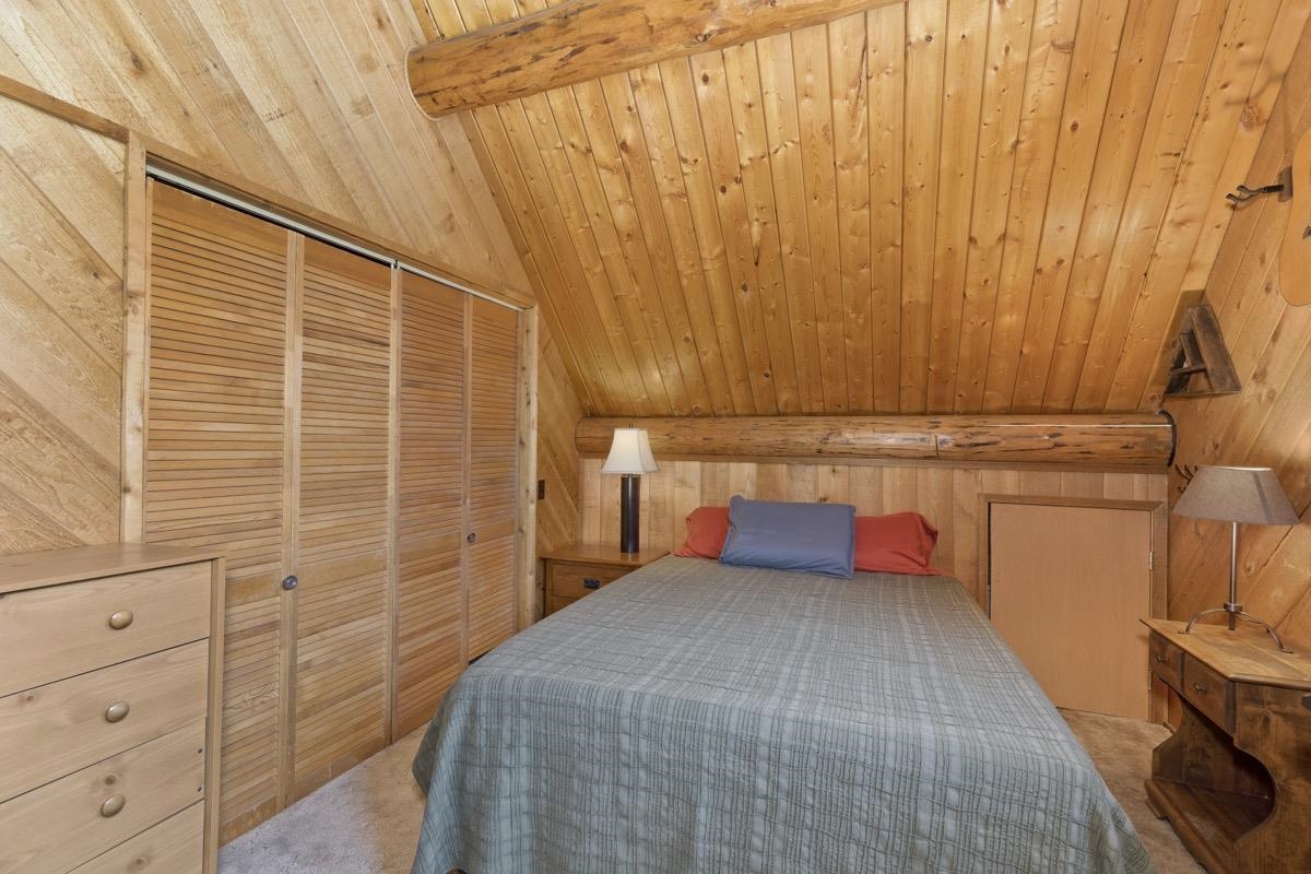 64 Carson Street June Lake, CA 93529 - Photo 17 of 47 a bathroom with a bathtub and shower