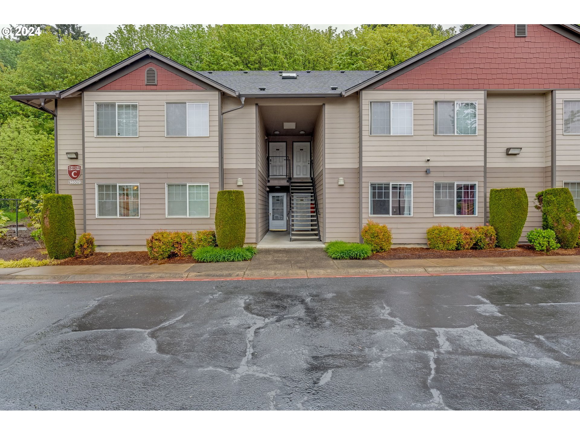 14609 Northeast 20th Ave Unit C102  