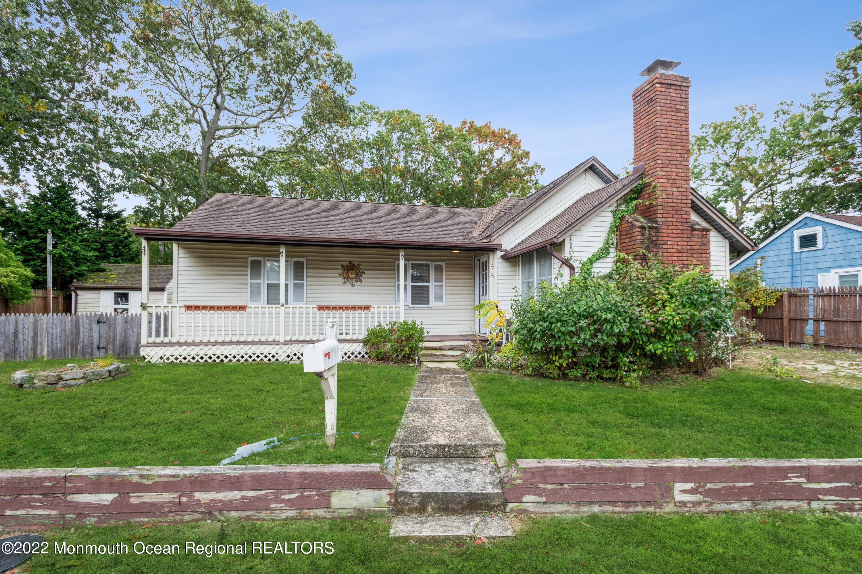 178 Cedarhurst Road Brick, NJ 08723 - Photo 1 of 25 01_178CedarhurstRd_57_FrontView_HiRes