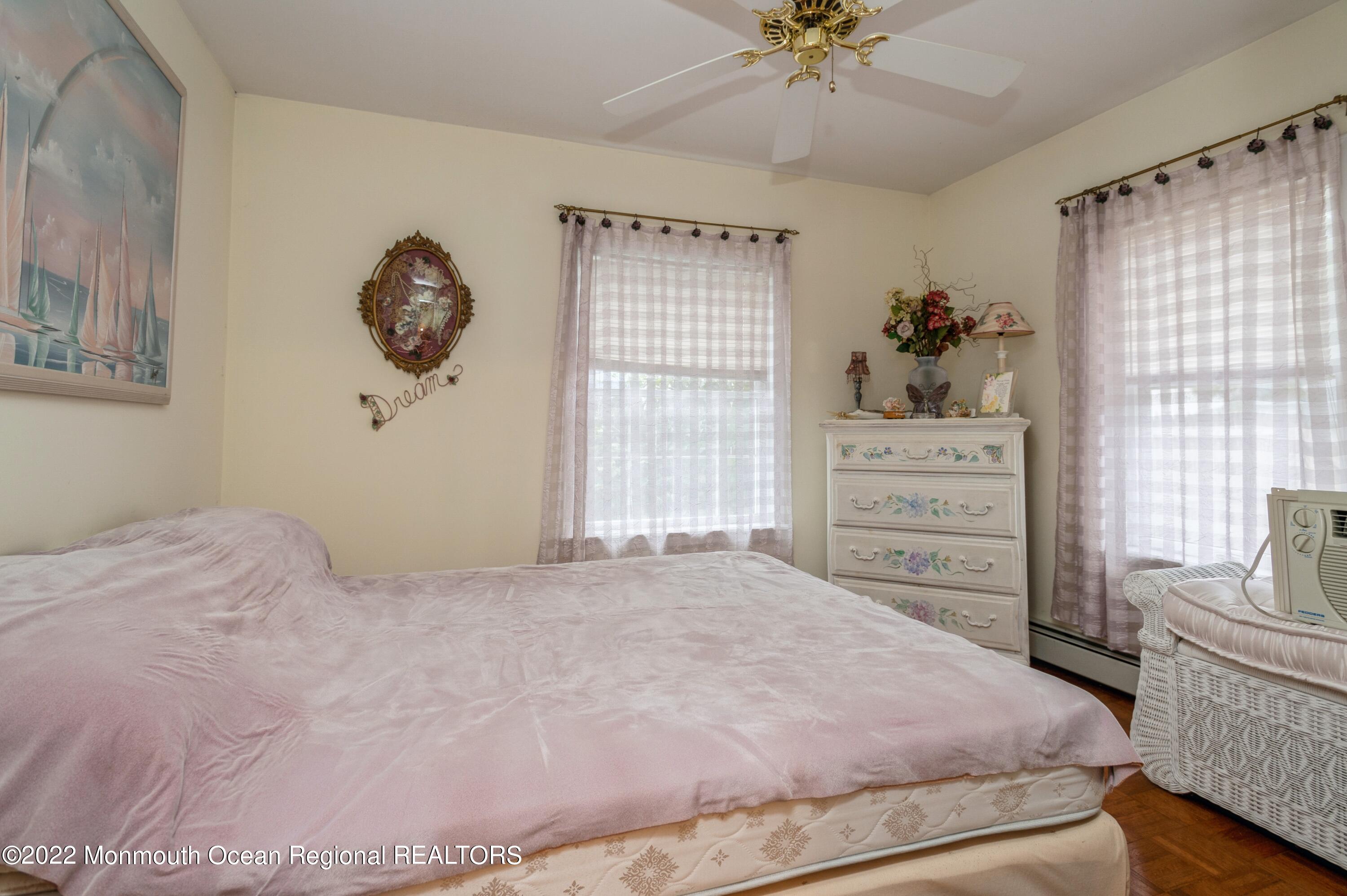178 Cedarhurst Road Brick, NJ 08723 - Photo 18 of 25 18_178CedarhurstRd_161_4thBedroom_HiRes