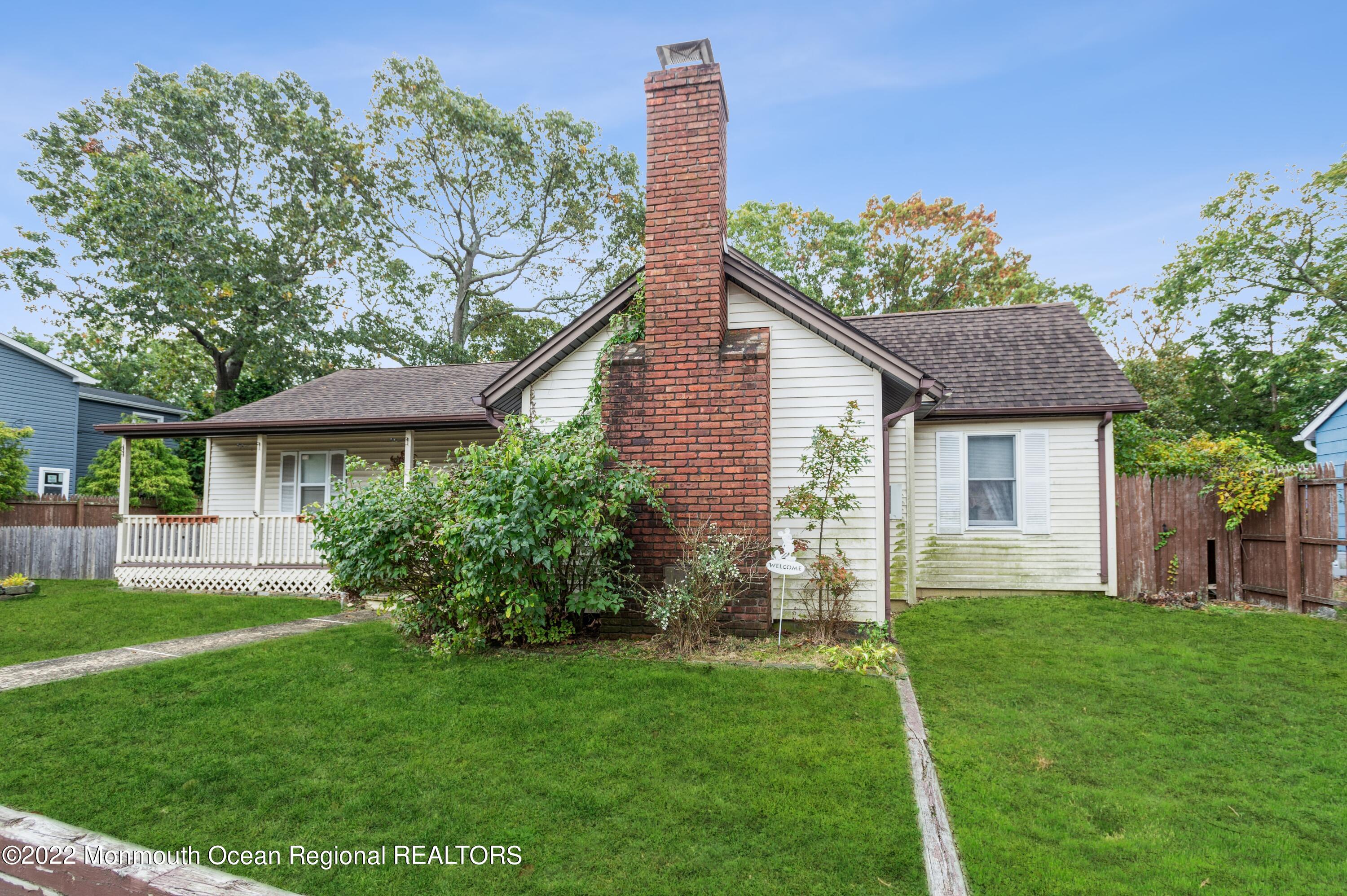 178 Cedarhurst Road Brick, NJ 08723 - Photo 3 of 25 03_178CedarhurstRd_571_FrontView_HiRes