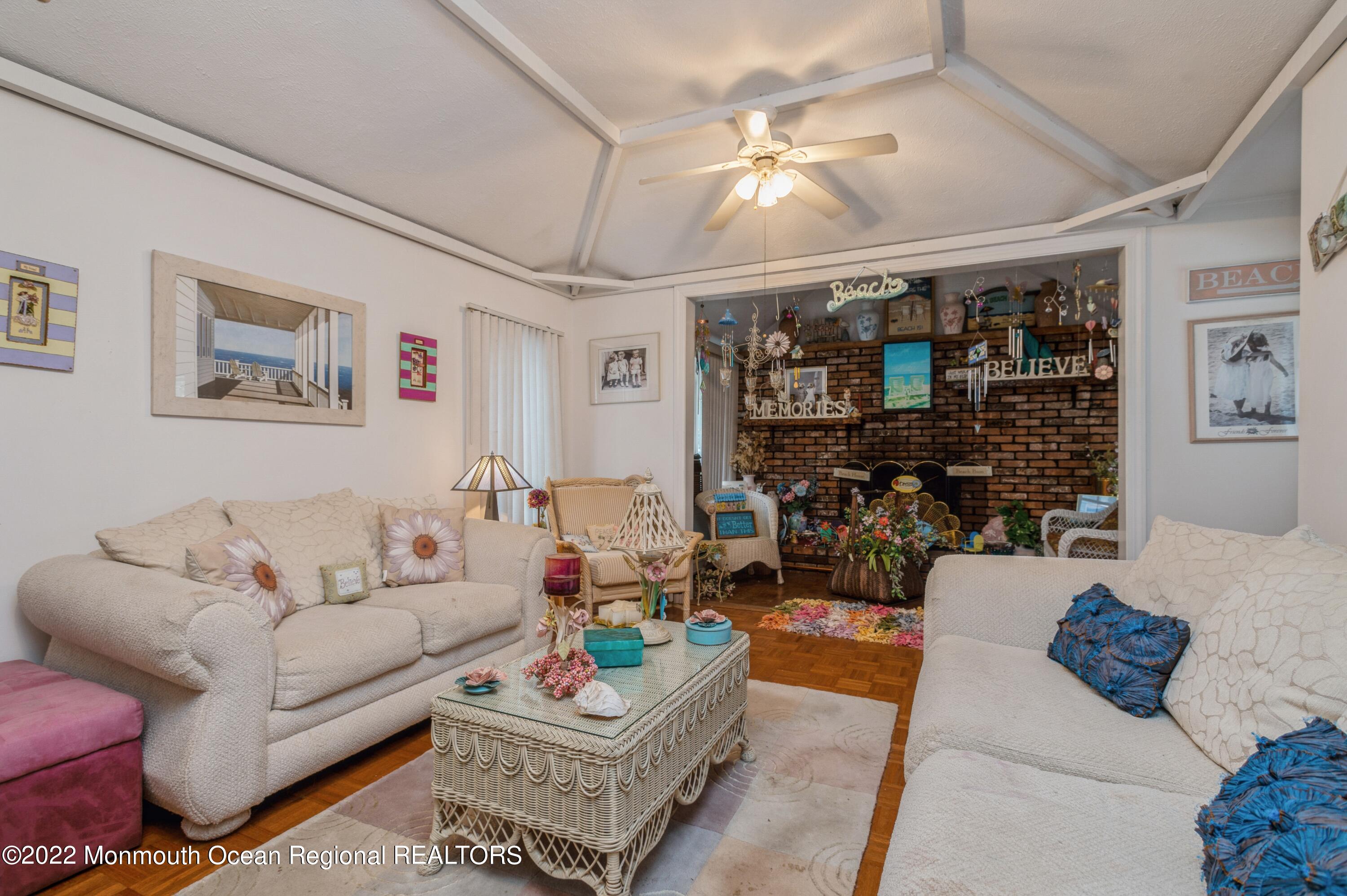 178 Cedarhurst Road Brick, NJ 08723 - Photo 5 of 25 05_178CedarhurstRd_165_LivingRoom_HiRes