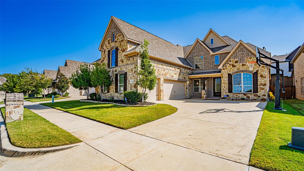 7033 Benjamin Way Colleyville, TX 76034 - Photo 3 of 40