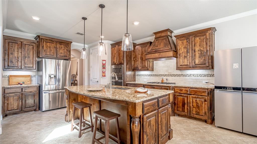 7033 Benjamin Way Colleyville, TX 76034 - Photo 5 of 40