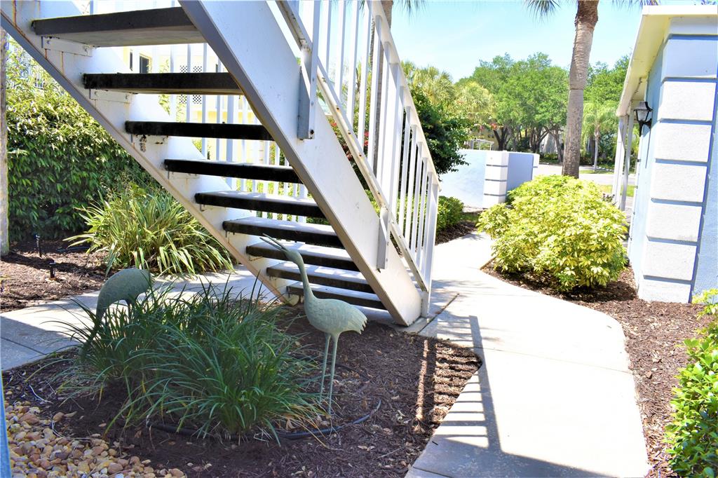 448 Cerromar Road, Unit 189 Venice, FL 34293 - Photo 46 of 48 a view of entryway with wooden floor