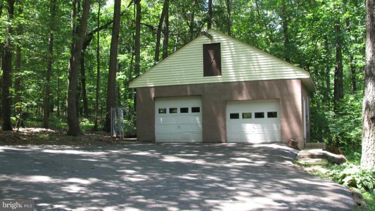 4848 Buffalo Road Mount Airy, MD 21771 - Photo 16 of 18 Garage 2