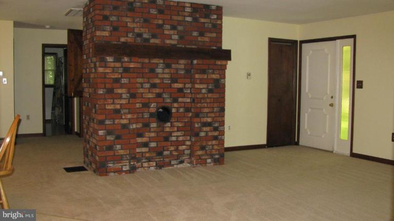 4848 Buffalo Road Mount Airy, MD 21771 - Photo 7 of 18 Living Room #2