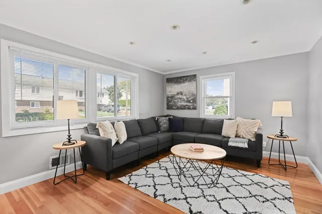 $559,900 | 6 Saugus Avenue, Unit A, Saugus, MA 01906