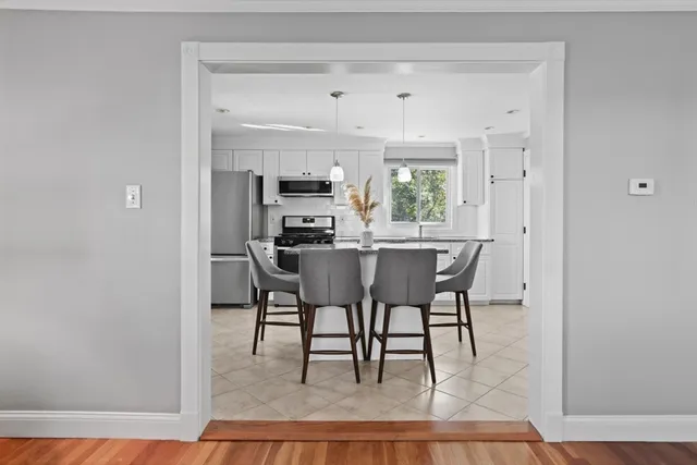 $559,900 | 6 Saugus Avenue, Unit A, Saugus, MA 01906